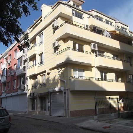 Apartment Sredna Gora 布尔加斯 外观 照片